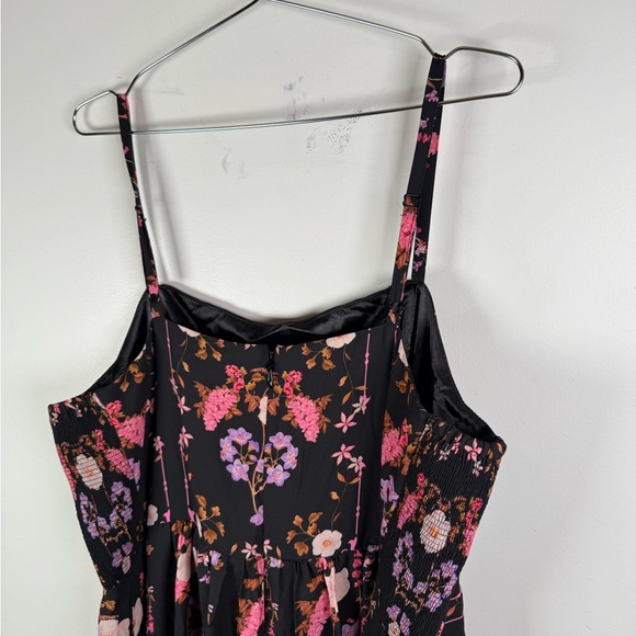 City Chic Black Floral Maxi Dress with Smocked Panels - Picture 6 of 10